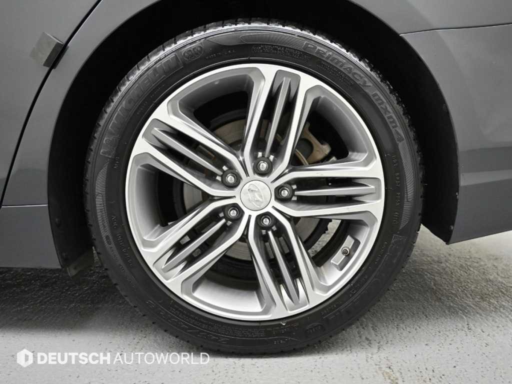 HYUNDAI Grandeur - Vista 5