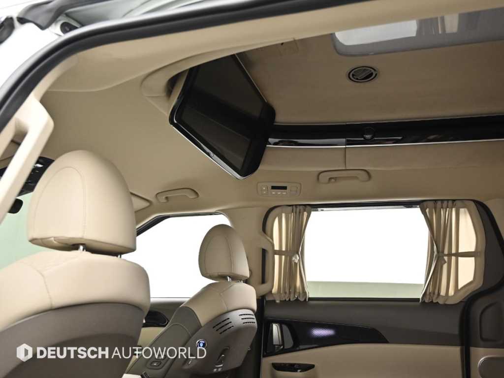 KIA Carnival 2023 the color of pearl - Importación desde Corea - HF Imports Iquique - Foto 18