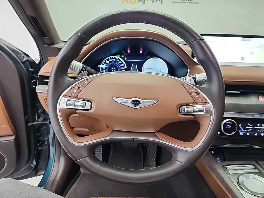 Genesis G80 - Vista 9
