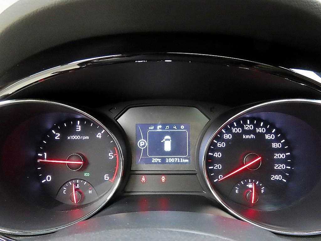 KIA Carnival - Vista 8