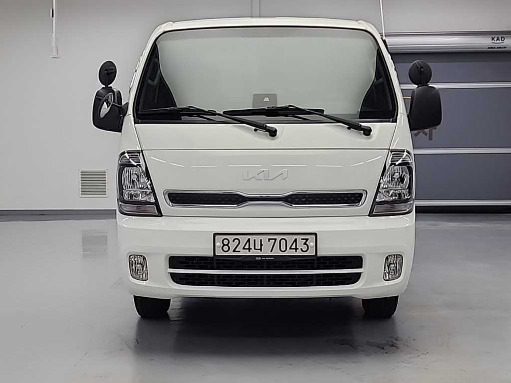 Small Truck Cargo (small) - Vista 2