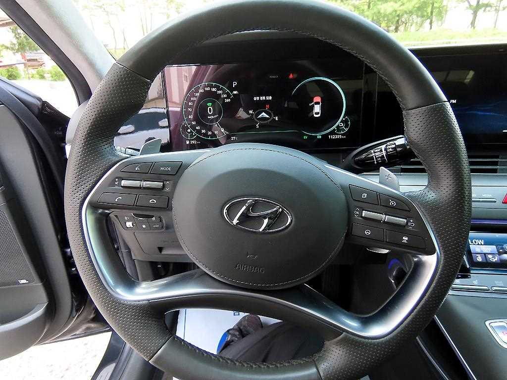 HYUNDAI Grandeur - Vista 8
