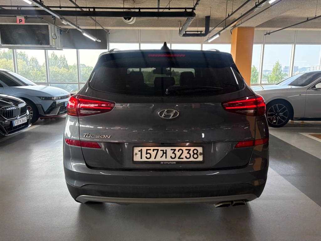 HYUNDAI Tucson - Vista 5