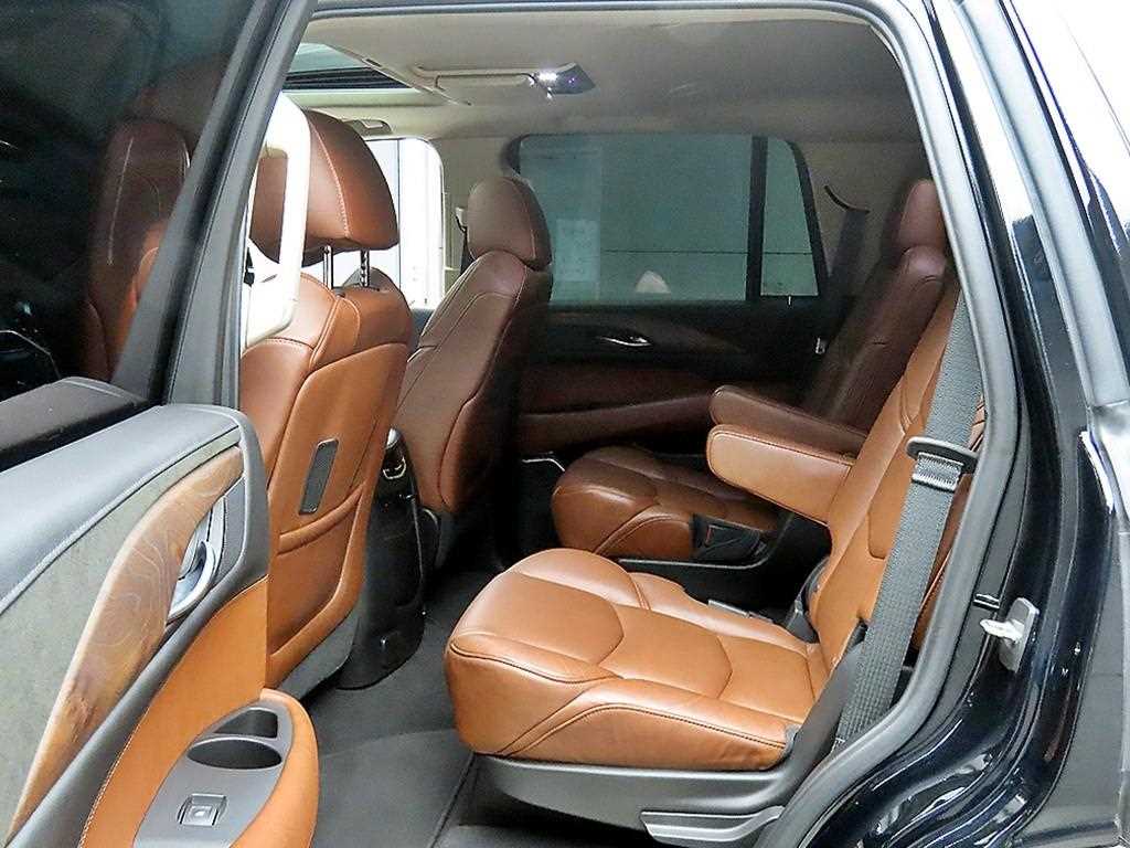 Cadillac Escalade - Vista 5