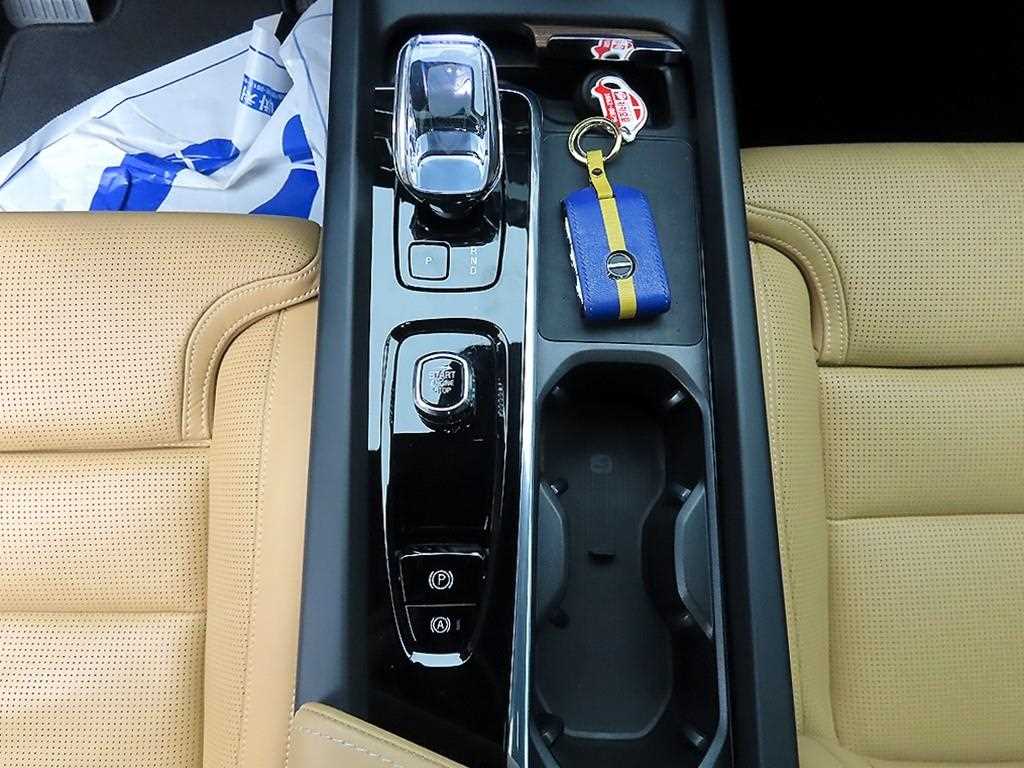 Volvo XC60 - Vista 10