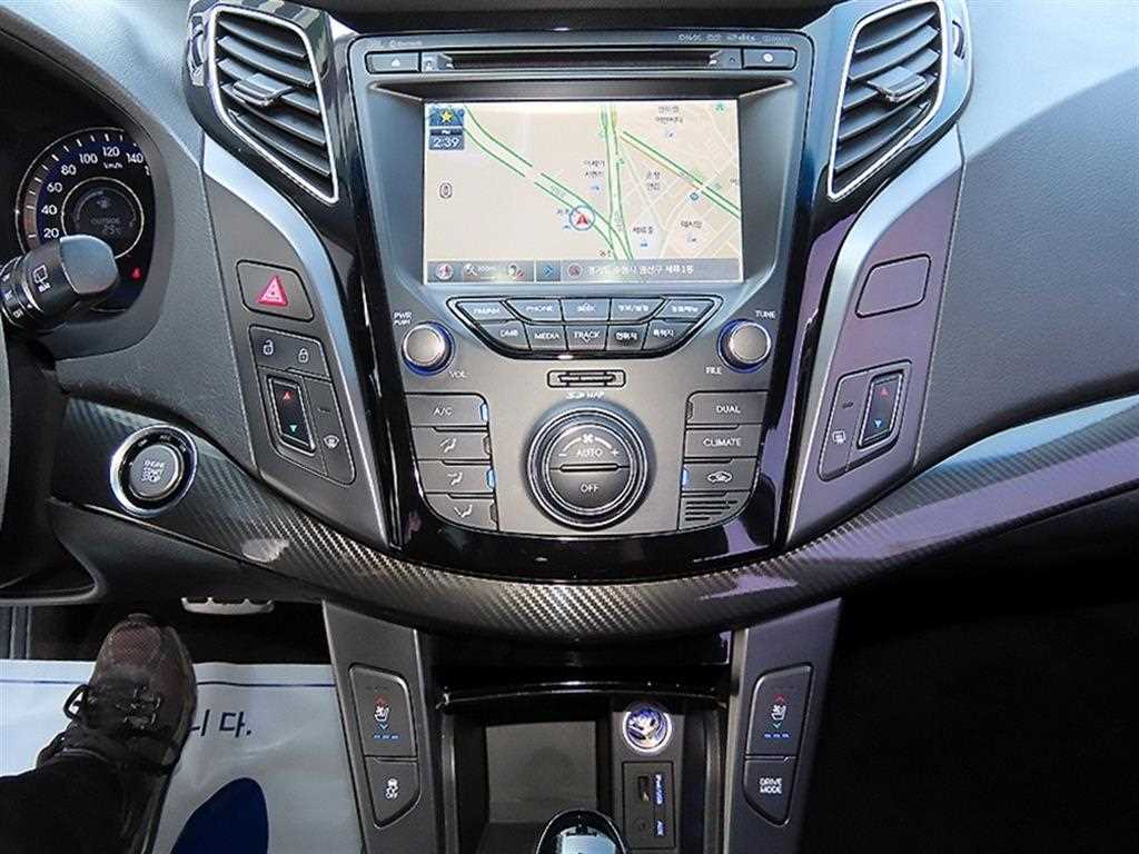 HYUNDAI i40 2014 Blanco - Importación desde Corea - HF Imports Iquique - Foto 13