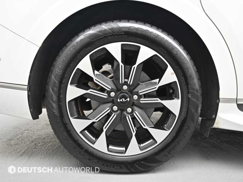 KIA Carnival - Vista 5