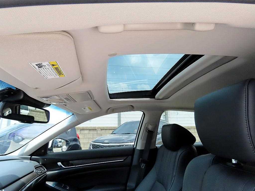 Honda Accord 2022 Blanco - Importación desde Corea - HF Imports Iquique - Foto 17