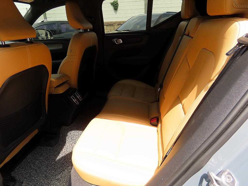 Volvo XC40 - Vista 6