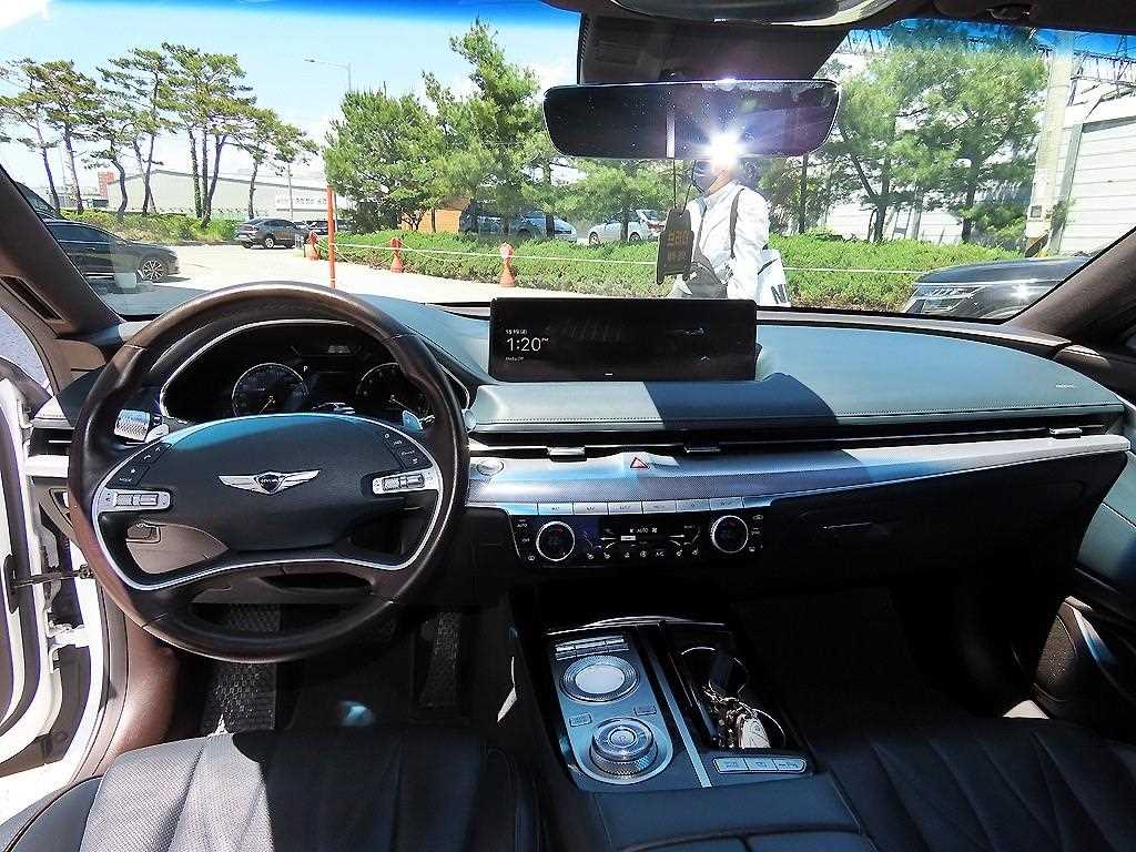 Genesis G80 - Vista 7