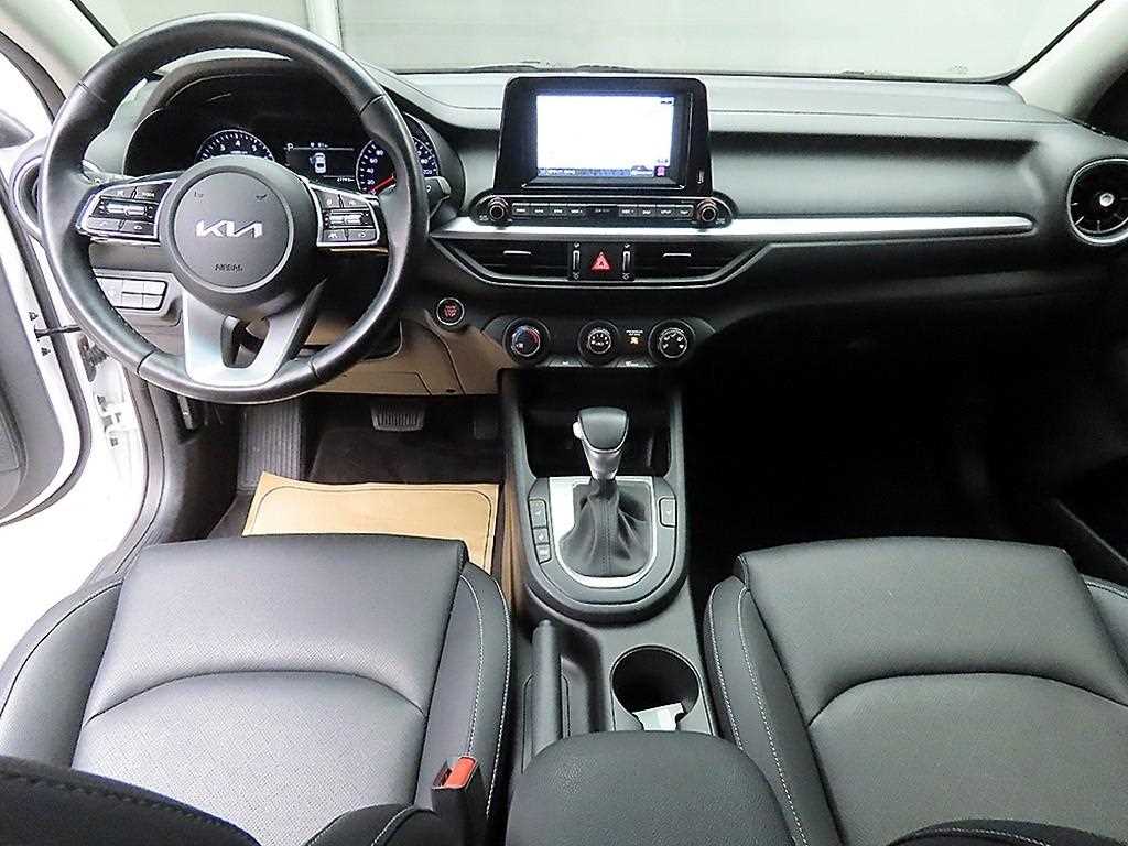 KIA K3 - Vista 7