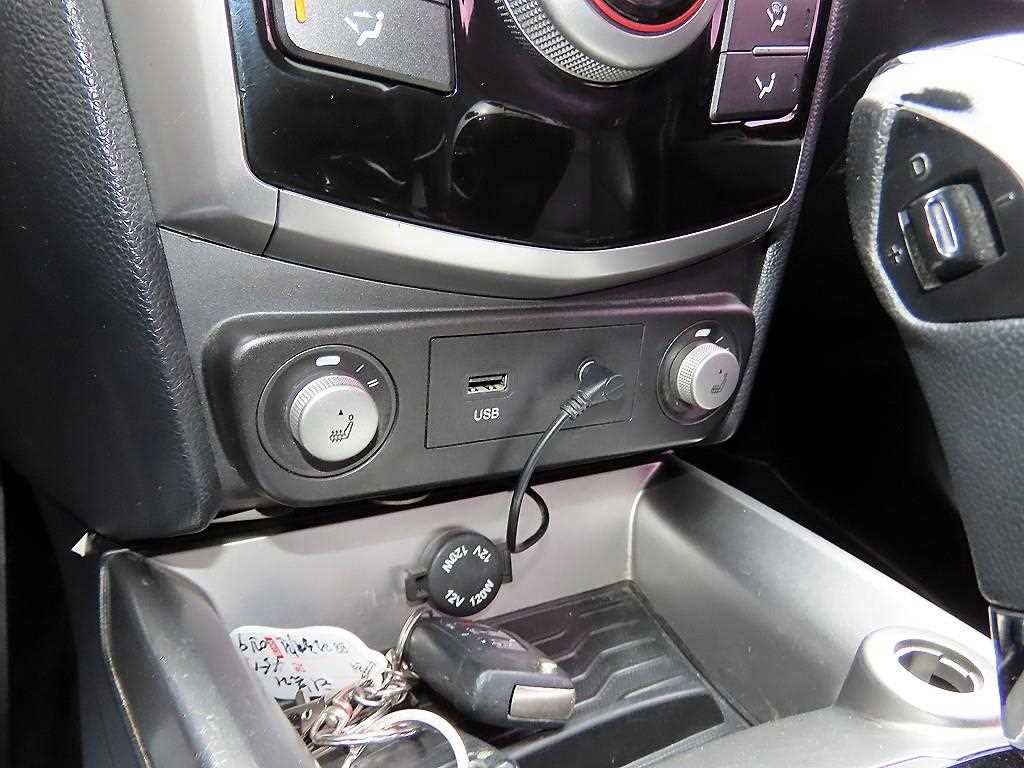 Ssangyong Tivoli 2016 Blanco - Importación desde Corea - HF Imports Iquique - Foto 16
