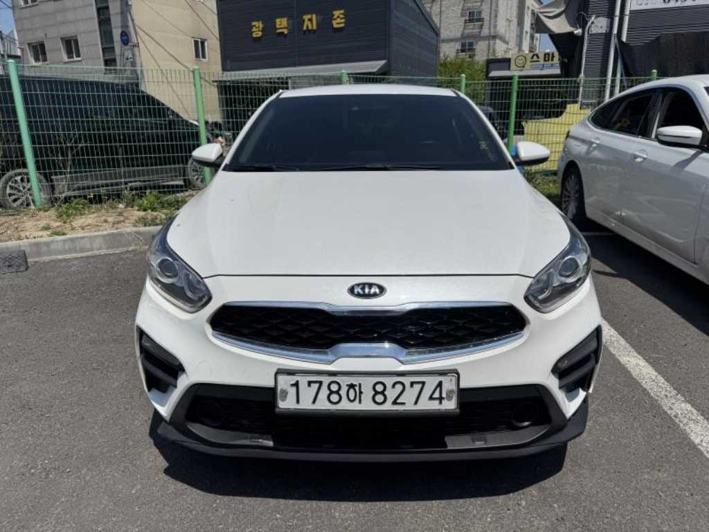 KIA K3 2021 Blanco - Importación desde Corea - HF Imports Iquique - Foto 1
