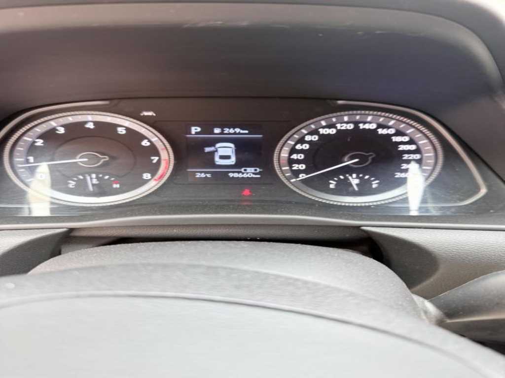 HYUNDAI Sonata - Vista 7
