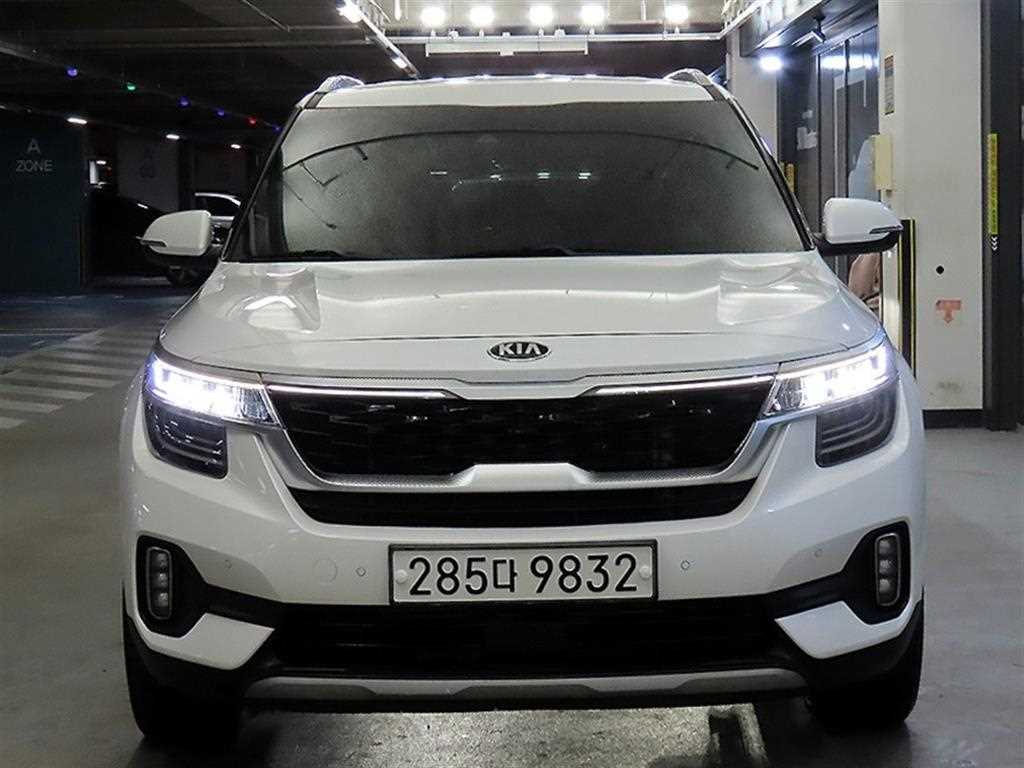 KIA Seltos - Vista 2