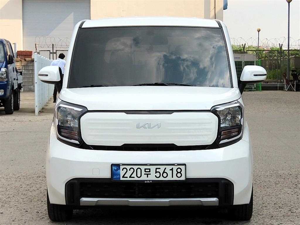 KIA Ray 2023 Blanco - Importación desde Corea - HF Imports Iquique - Foto 1