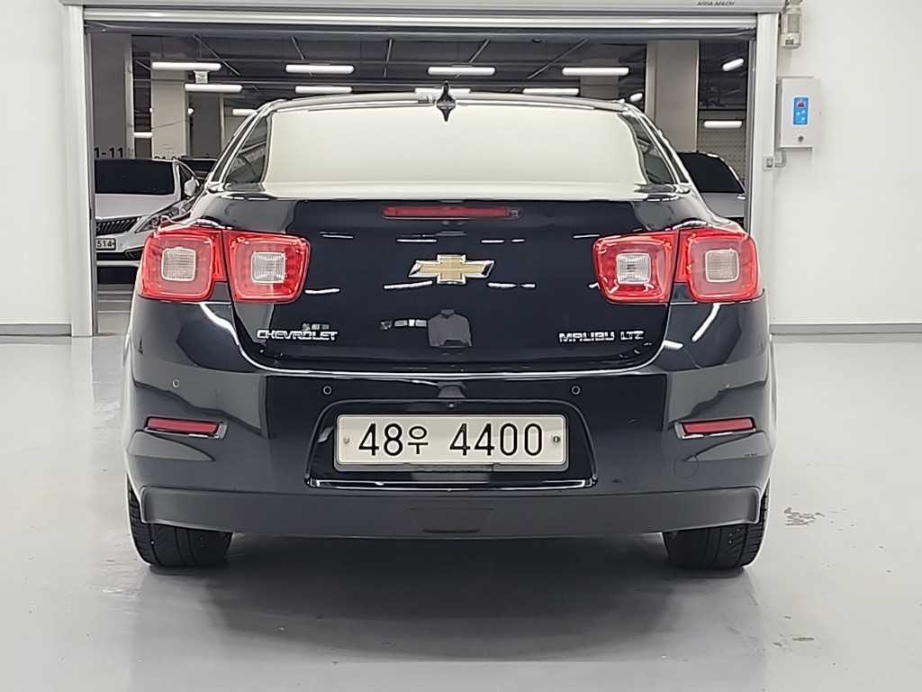 Chevrolet Malibu - Vista 4