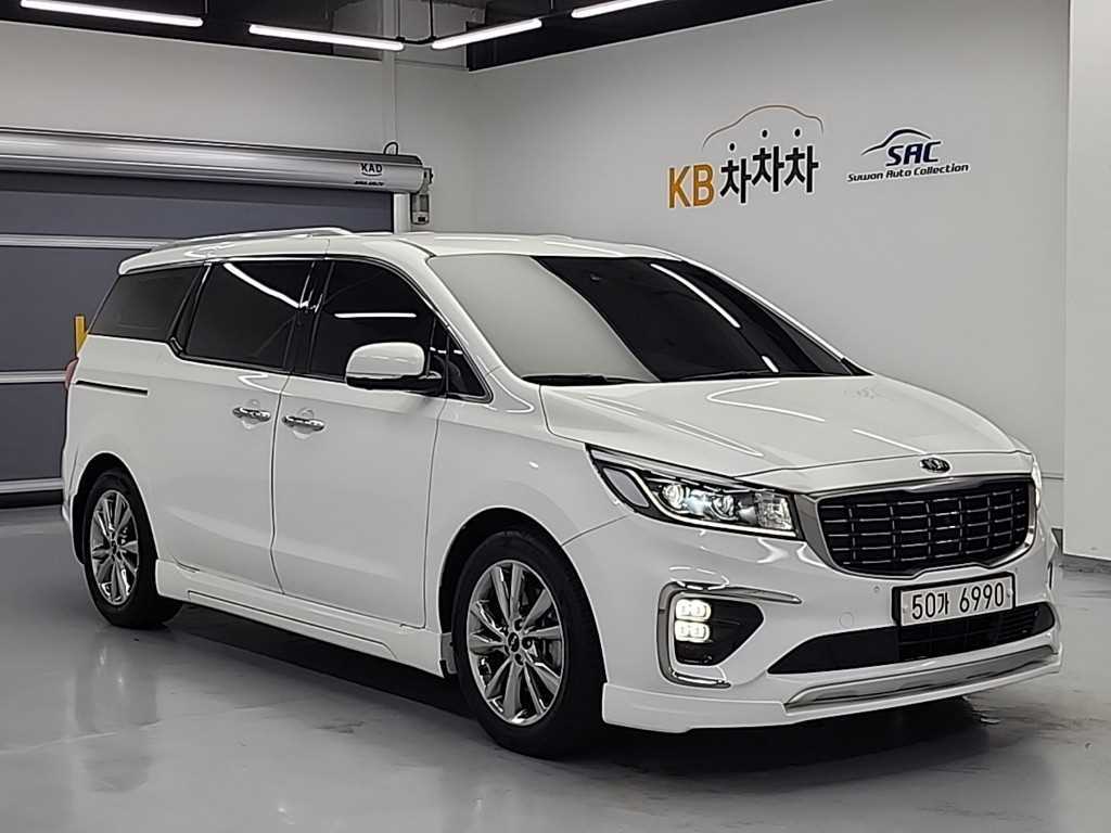 KIA Carnival - Vista 4