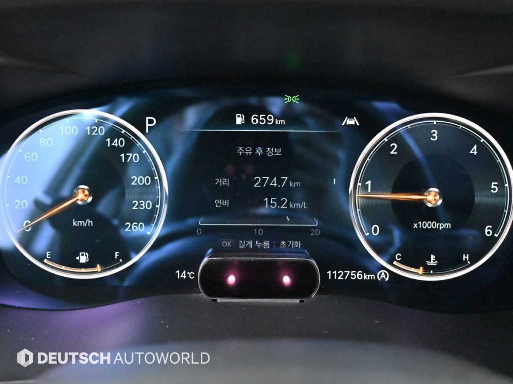 Genesis G70 - Vista 9