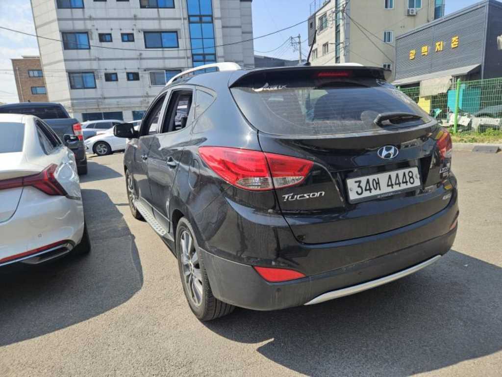 HYUNDAI Tucson - Vista 4