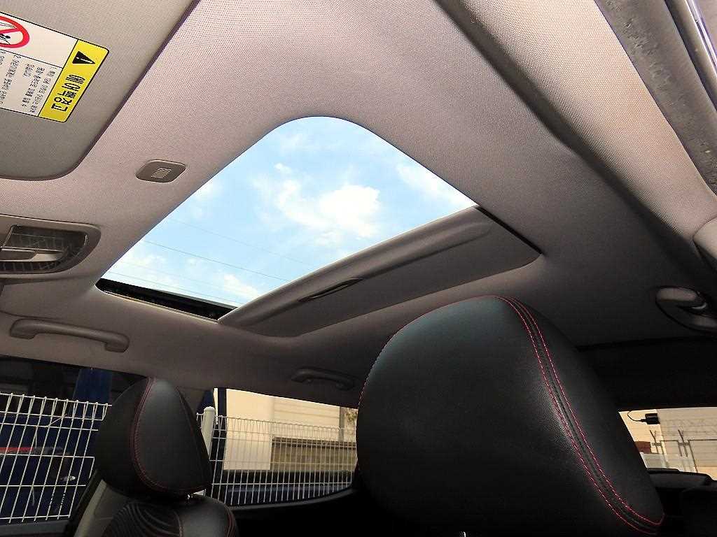 Ssangyong Tivoli 2016 Negro - Importación desde Corea - HF Imports Iquique - Foto 18
