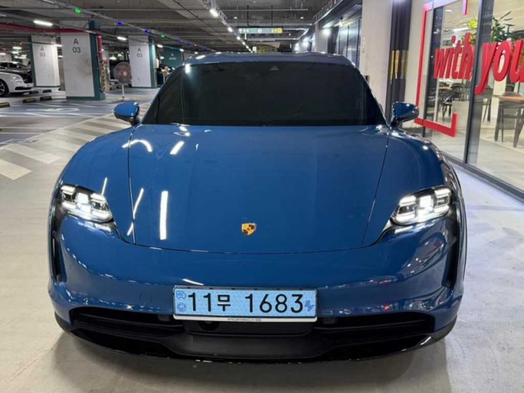 Porsche Taycan - Vista 2