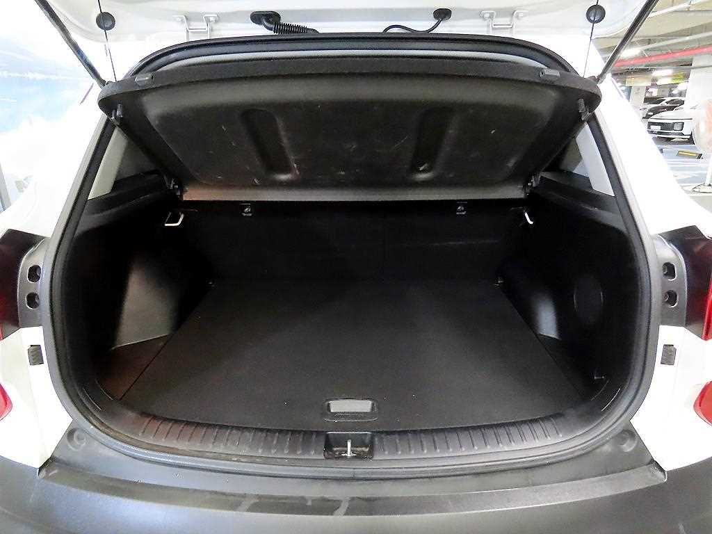 KIA Seltos 2022 Blanco - Importación desde Corea - HF Imports Iquique - Foto 17
