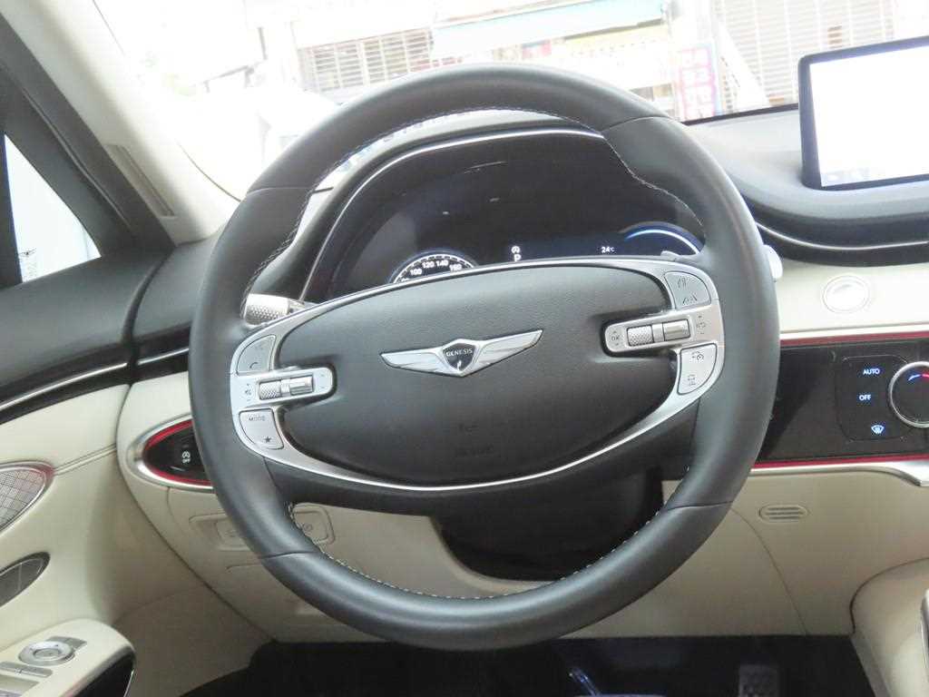 Genesis GV70 2023 Blanco - Importación desde Corea - HF Imports Iquique - Foto 19