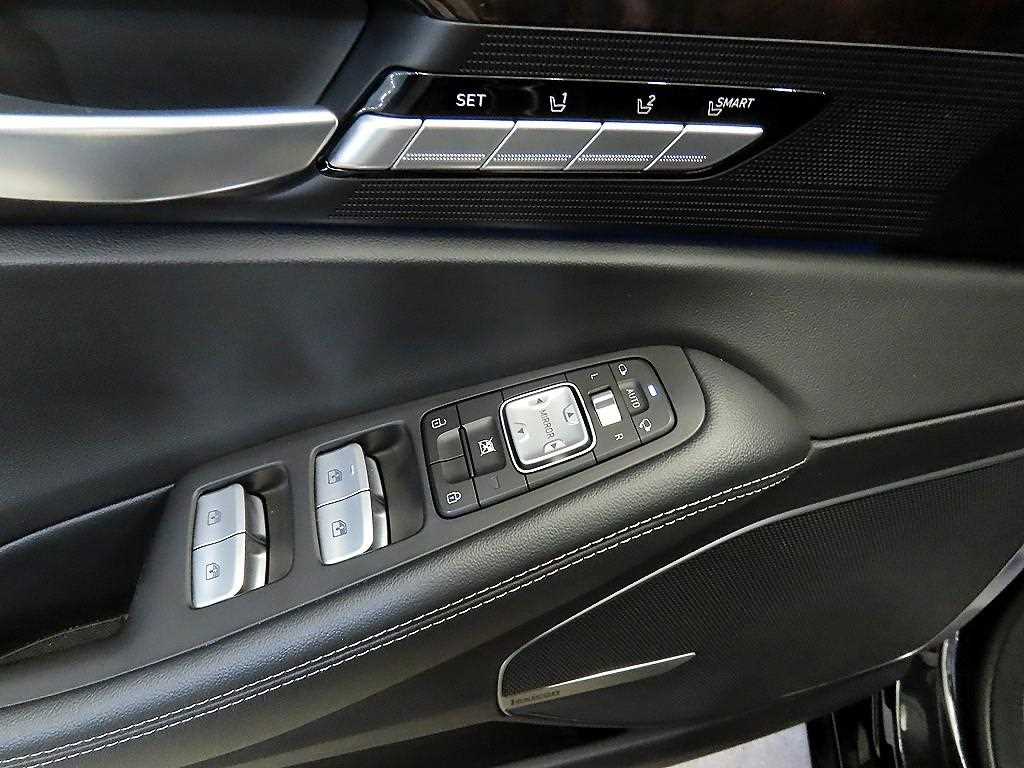 Genesis G90 2019 Negro - Importación desde Corea - HF Imports Iquique - Foto 13