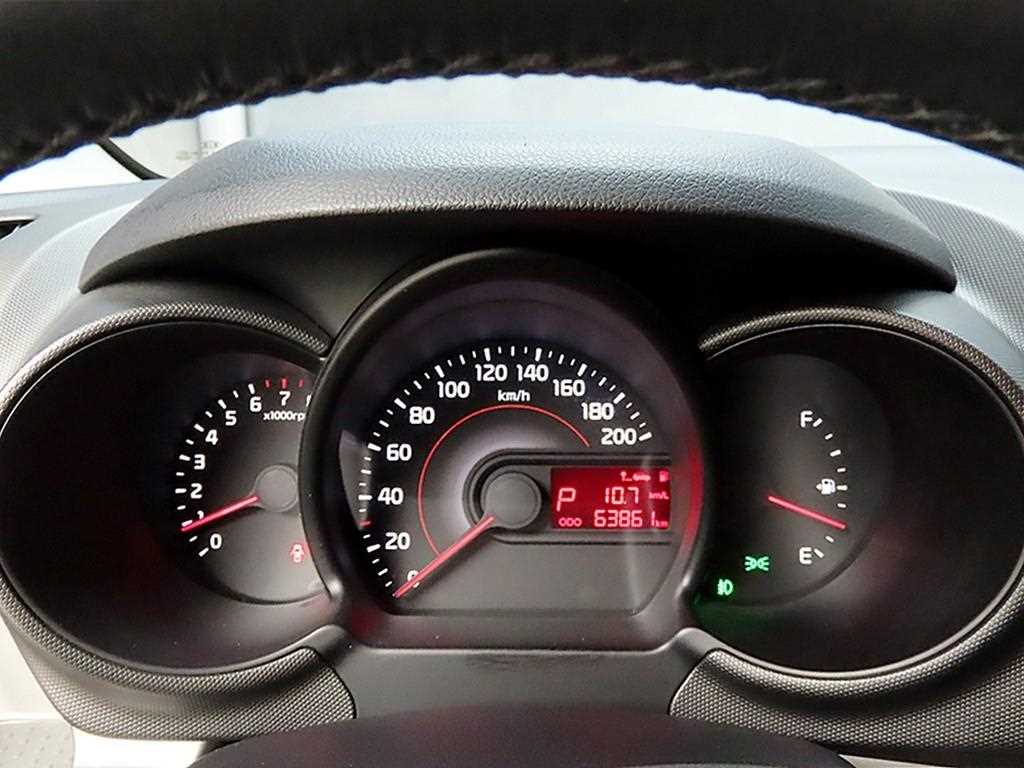 KIA Ray - Vista 9