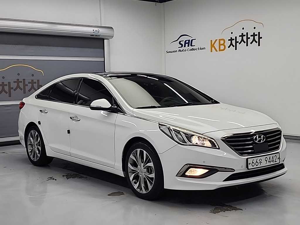 HYUNDAI Sonata - Vista 4