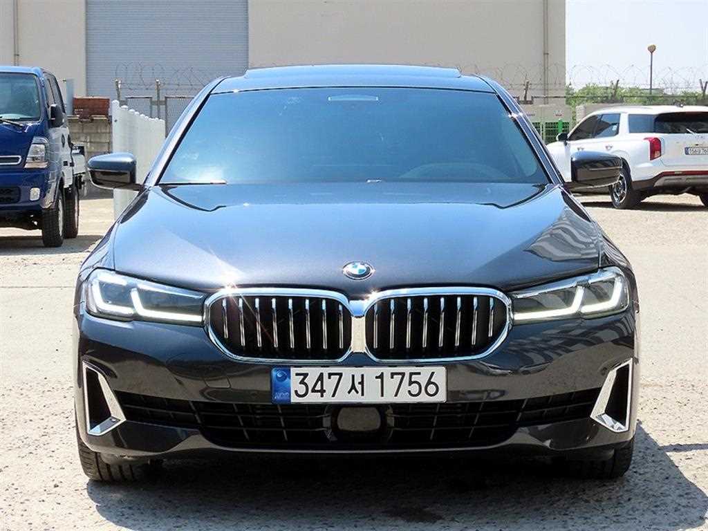 BMW 5 Series 2023 Gris - Importación desde Corea - HF Imports Iquique - Foto 1