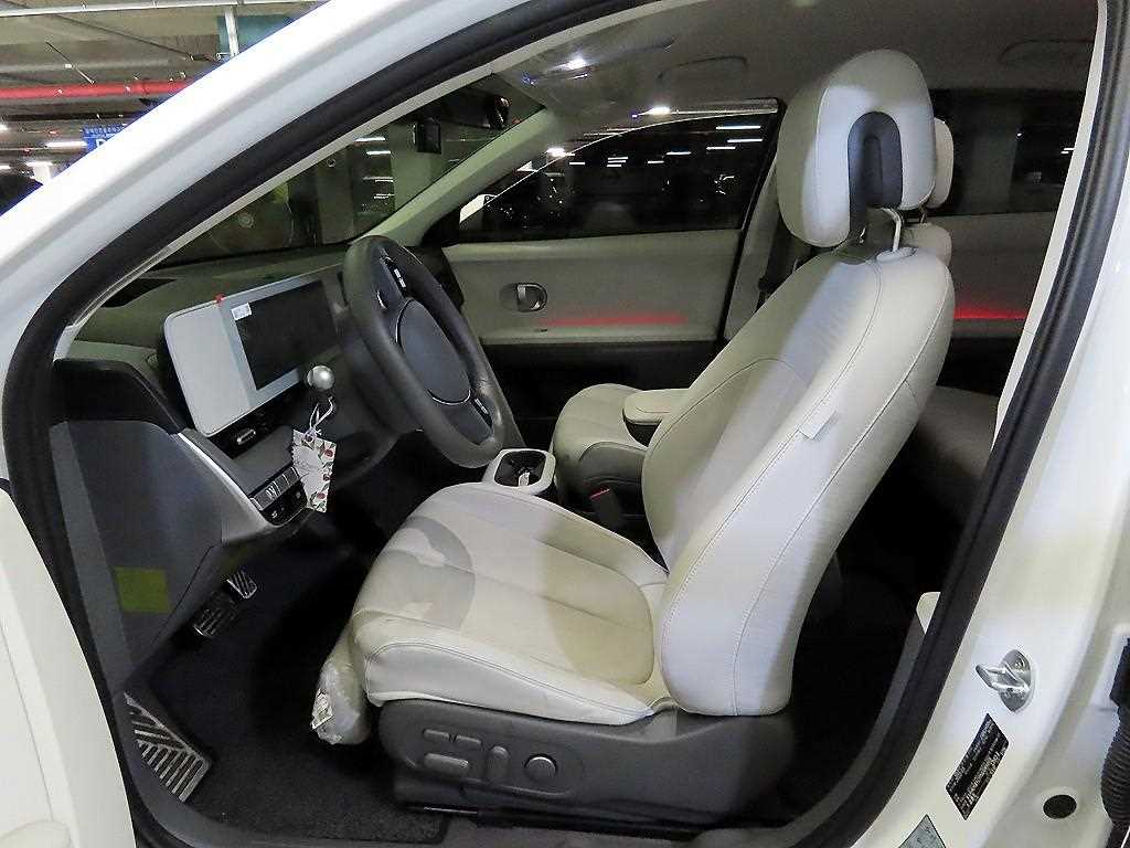 HYUNDAI Ioniq 5 - Vista 6