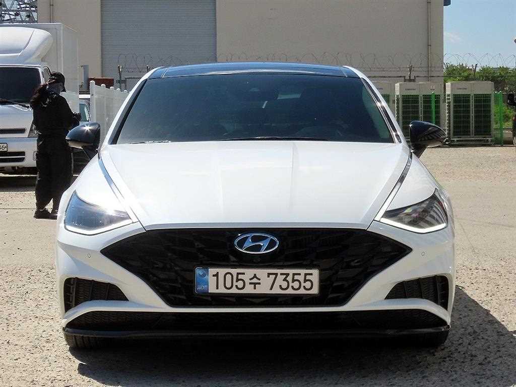 HYUNDAI Sonata 2022 Blanco - Importación desde Corea - HF Imports Iquique - Foto 1