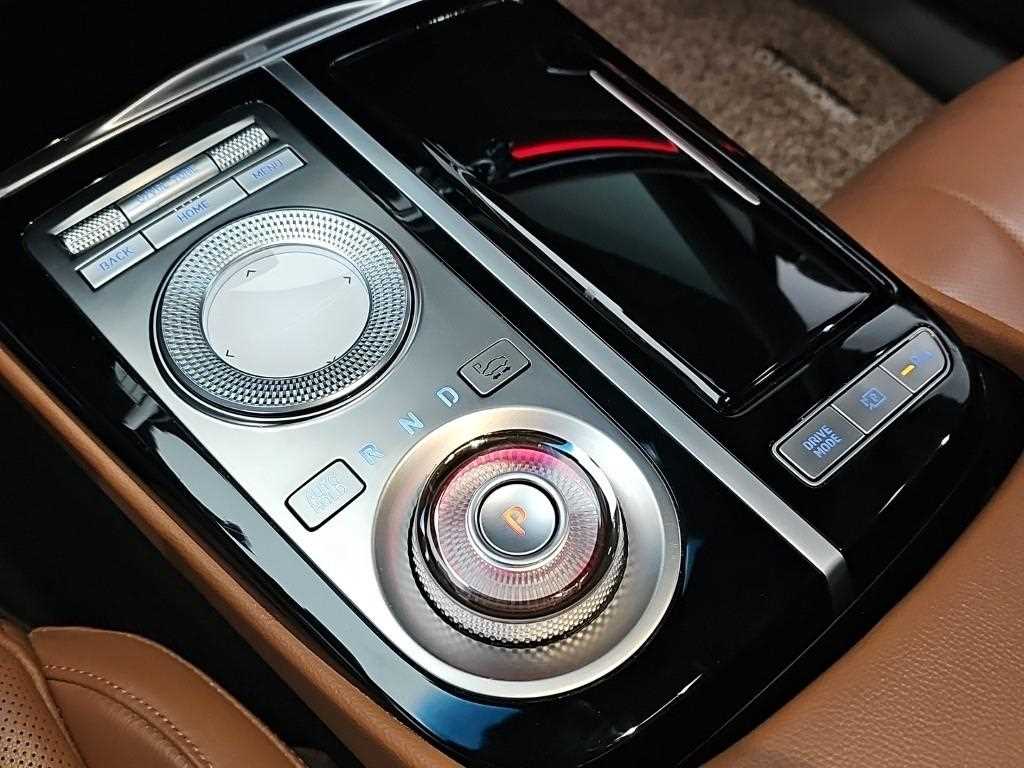 Genesis G80 - Vista 8