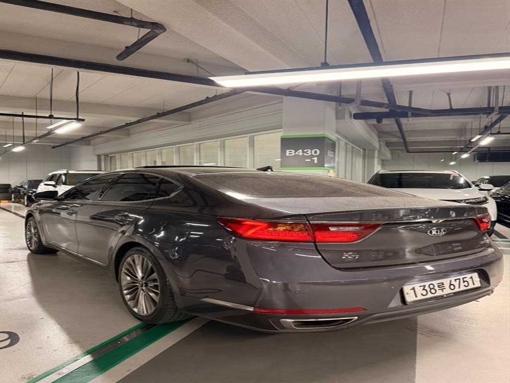 KIA K7 - Vista 4