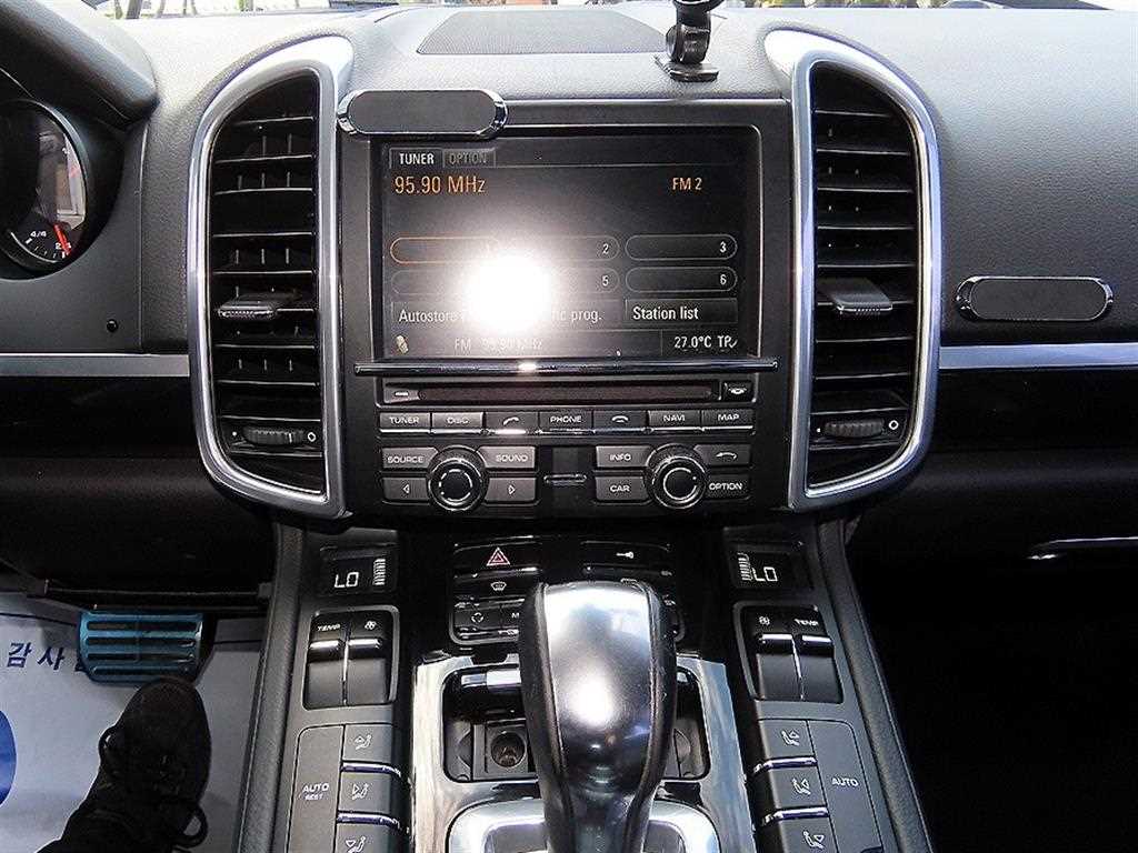 Porsche Cayenne - Vista 12