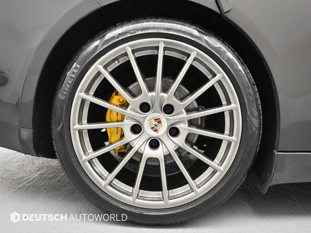 Porsche Panamera - Vista 5