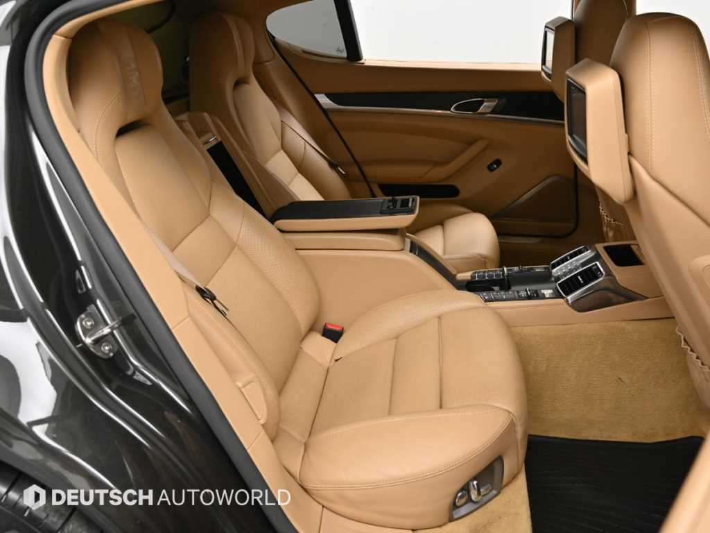 Porsche Panamera - Vista 12