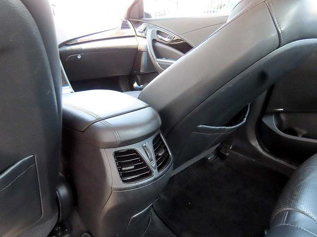 HYUNDAI Grandeur 2012 - Importación desde Corea - HF Imports Iquique - Foto 18