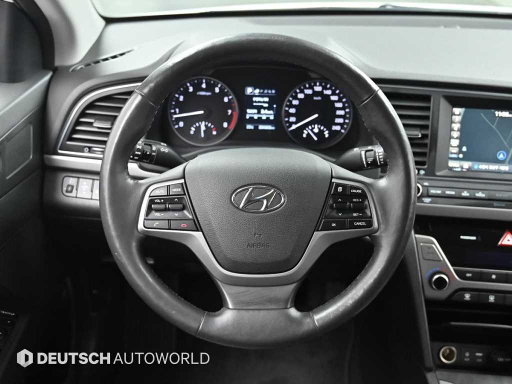 HYUNDAI Avante 2016 Blanco - Importación desde Corea - HF Imports Iquique - Foto 13