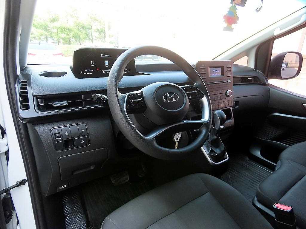 HYUNDAI Staria - Vista 7