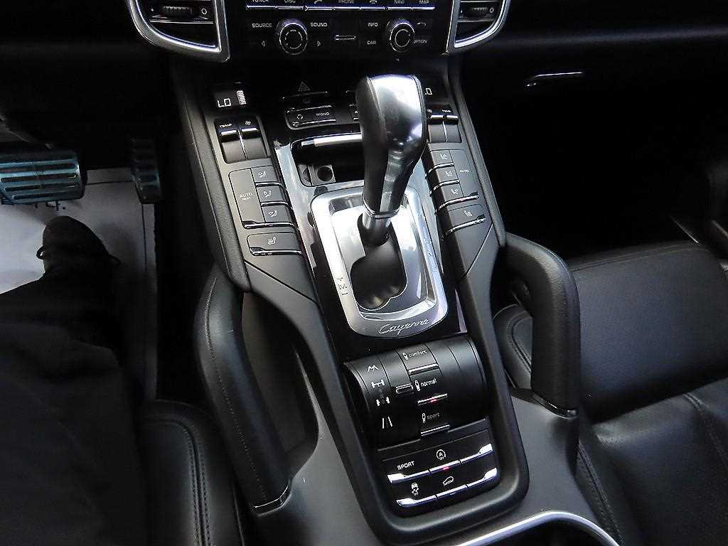 Porsche Cayenne - Vista 10