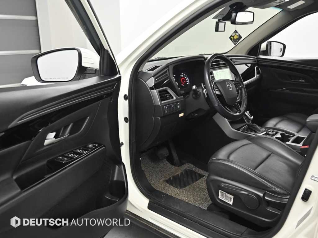 Ssangyong Korando - Vista 11