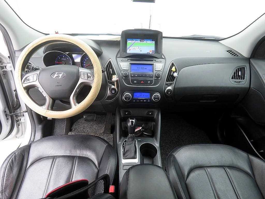 HYUNDAI Tucson - Vista 8