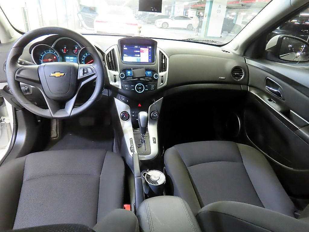 Chevrolet Cruise - Vista 10