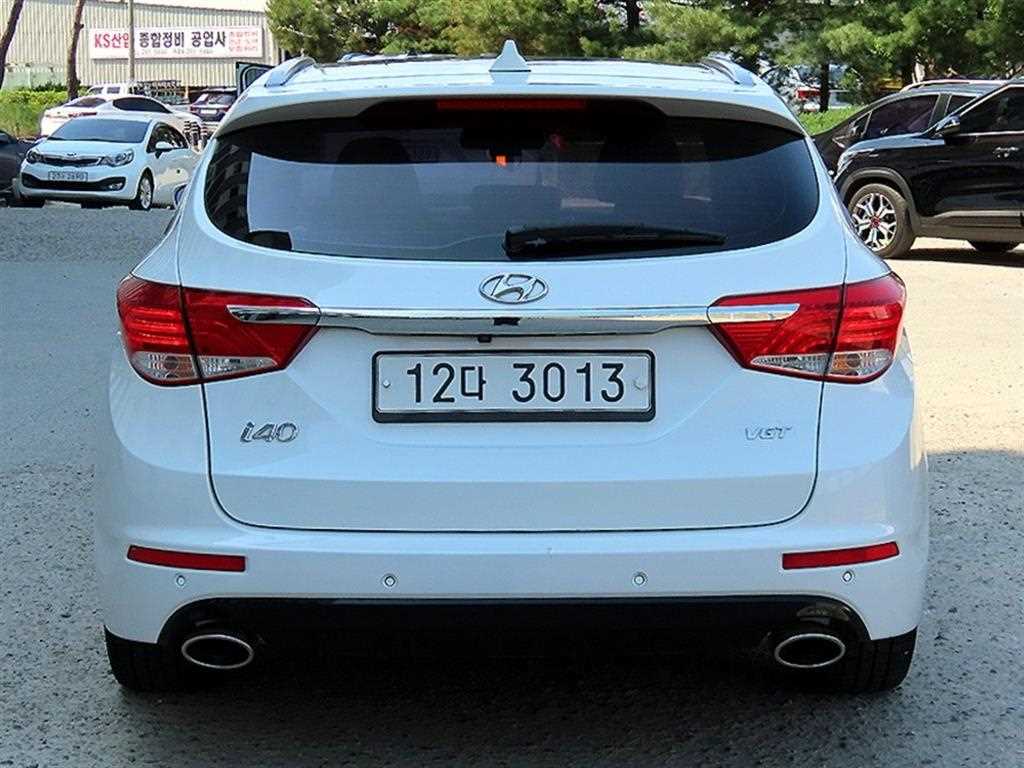 HYUNDAI i40 - Vista 4