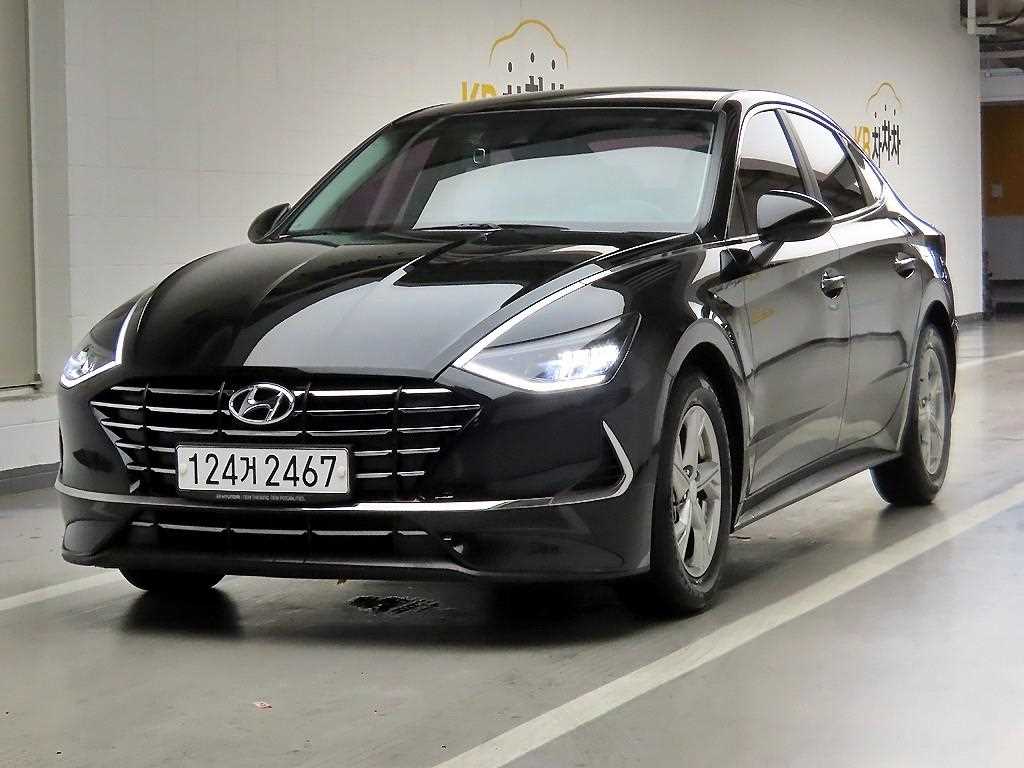 HYUNDAI Sonata - Vista 2