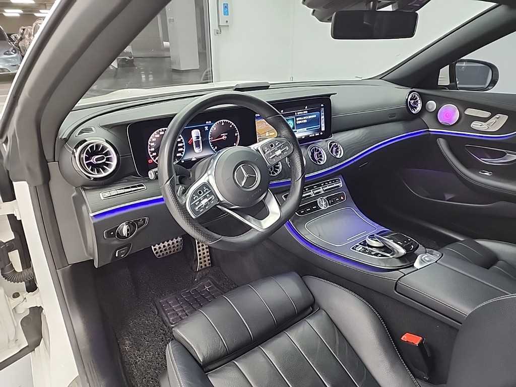 Mercedes Benz E class - Vista 7