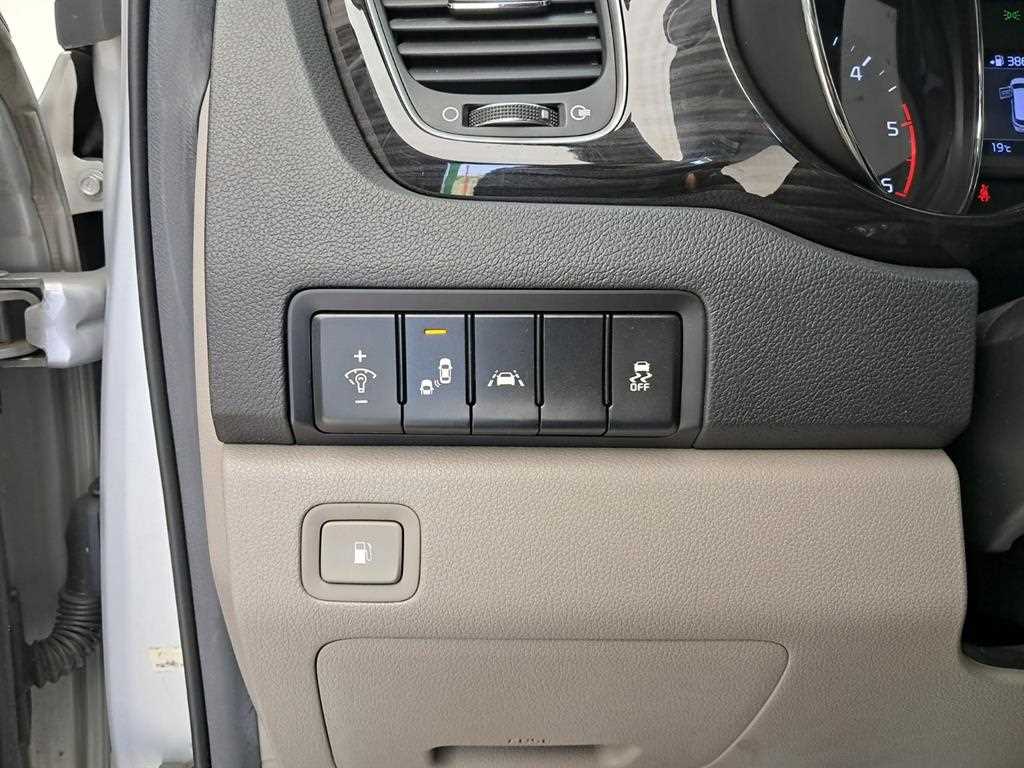 KIA Carnival 2019 Gris - Importación desde Corea - HF Imports Iquique - Foto 13